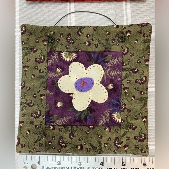 Quilt Block Wall Decor Country Farmhouse Patchwork Bear Rabbit Ladybug Sunflower - Picture 3 of 8